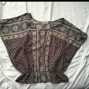 Mudd Brown Paisley Blouse